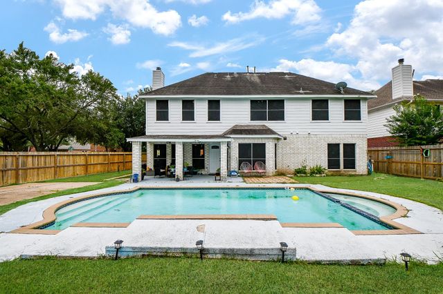 3151 Mossy Elm Court, Houston, TX 77059