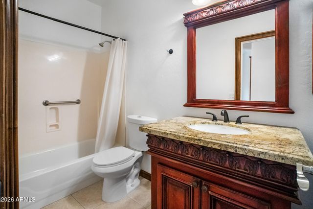 512 E JORDON Lane, Phoenix, AZ 85086