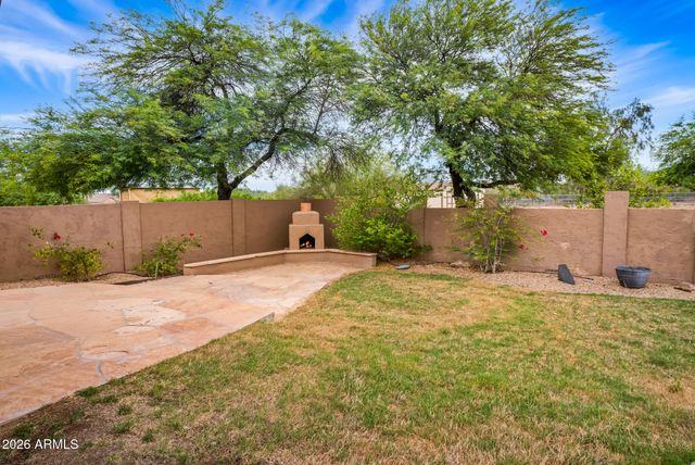 512 E JORDON Lane, Phoenix, AZ 85086
