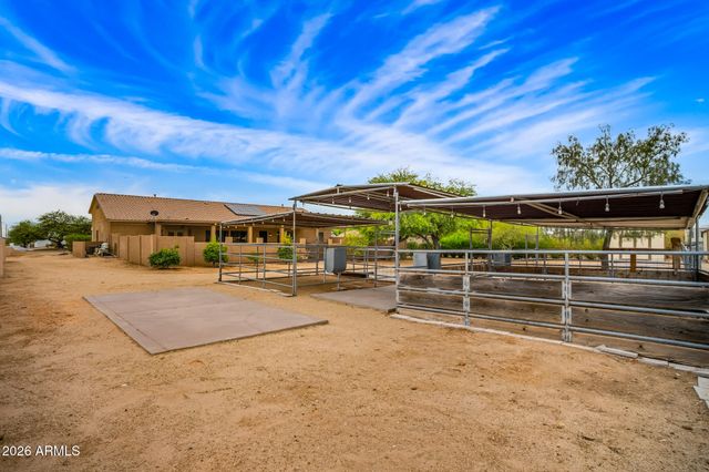 512 E JORDON Lane, Phoenix, AZ 85086