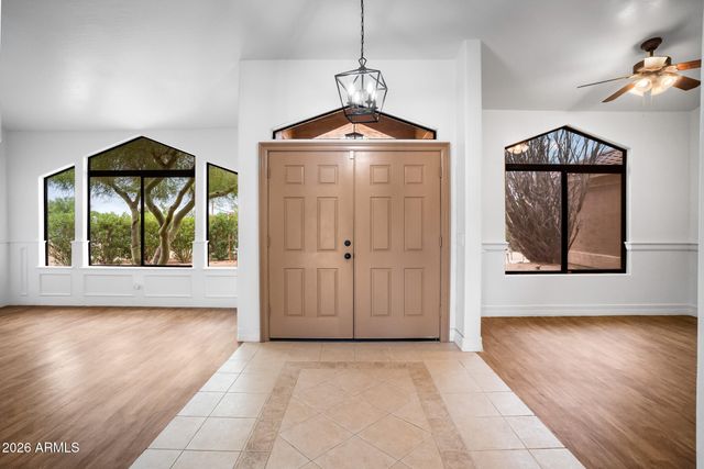 512 E JORDON Lane, Phoenix, AZ 85086