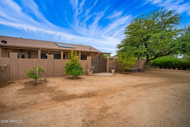 512 E JORDON Lane, Phoenix, AZ 85086