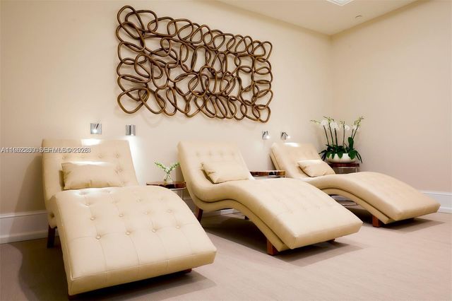 765 Crandon Blvd PH-4, Key Biscayne, FL 33149