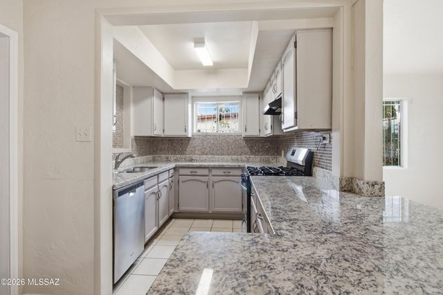 3249 E 25th Street, Tucson, AZ 85713