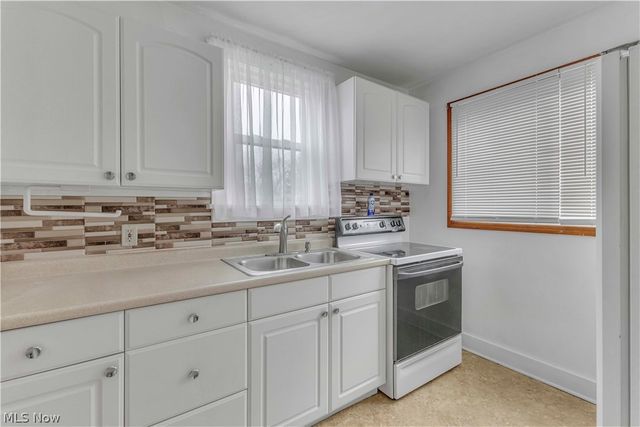 425 Frazier Avenue, Akron, OH 44305