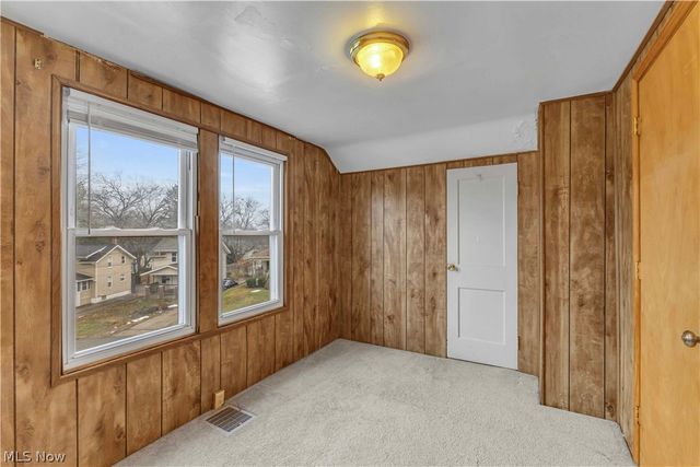 425 Frazier Avenue, Akron, OH 44305