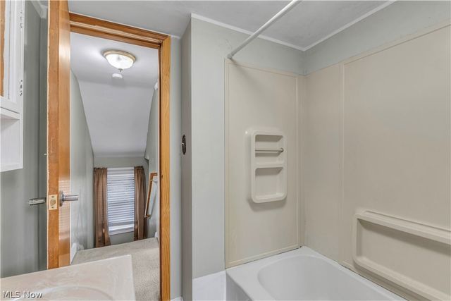 425 Frazier Avenue, Akron, OH 44305