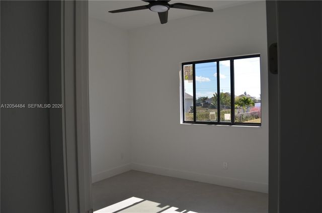 1728 Kismet Parkway W, Cape Coral, FL 33993