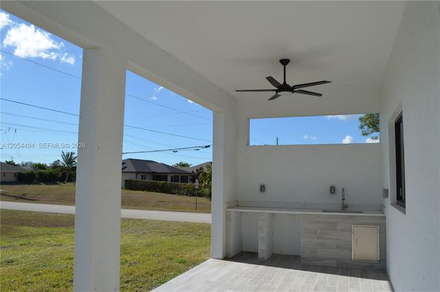 1728 Kismet Parkway W, Cape Coral, FL 33993