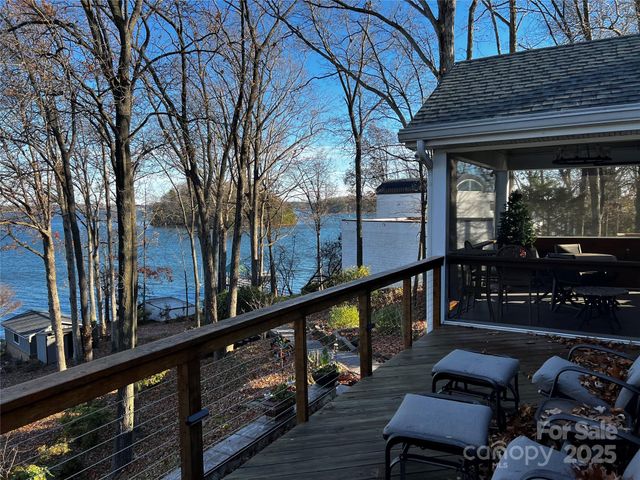 16318 Belle Isle Drive, Cornelius, NC 28031