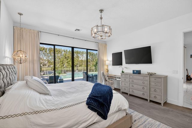 3089 Bellflower Circle, West Palm Beach, FL 33401