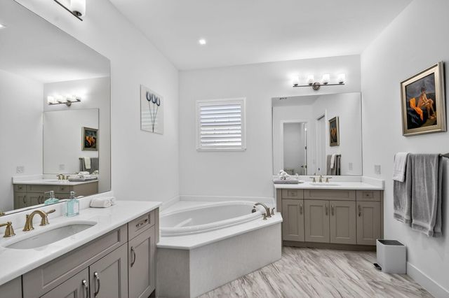 3089 Bellflower Circle, West Palm Beach, FL 33401