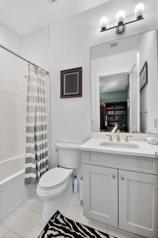 3089 Bellflower Circle, West Palm Beach, FL 33401