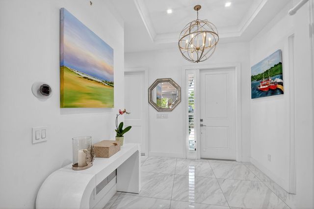 3089 Bellflower Circle, West Palm Beach, FL 33401