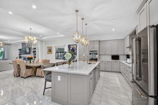 3089 Bellflower Circle, West Palm Beach, FL 33401