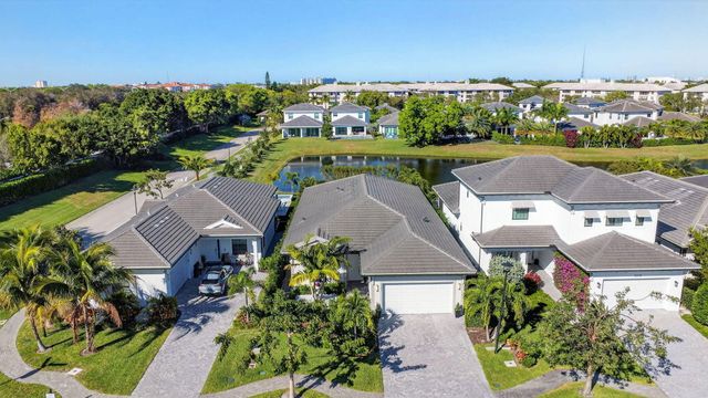 3089 Bellflower Circle, West Palm Beach, FL 33401