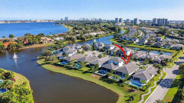 3089 Bellflower Circle, West Palm Beach, FL 33401