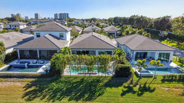 3089 Bellflower Circle, West Palm Beach, FL 33401