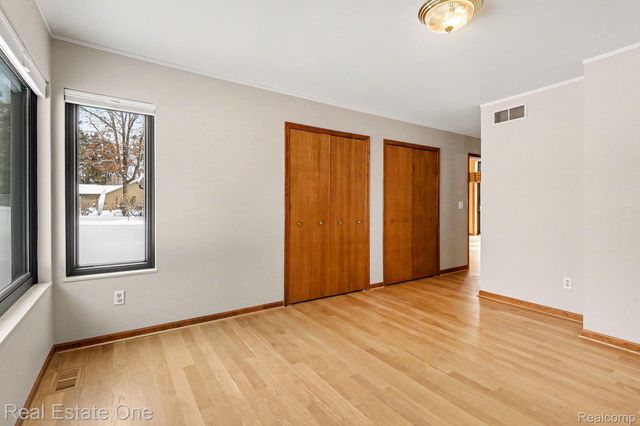 6226 Pinewood Drive, Independence Charter Township, MI 48346