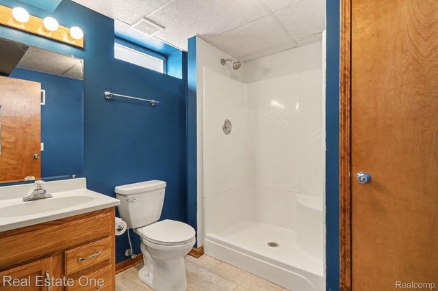 6226 Pinewood Drive, Independence Charter Township, MI 48346