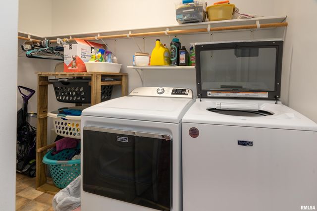 2305 WEAVER Road, Herrin, IL 62948