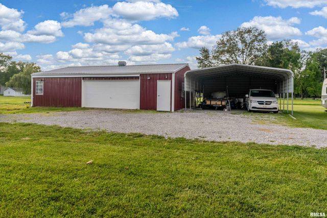 2305 WEAVER Road, Herrin, IL 62948