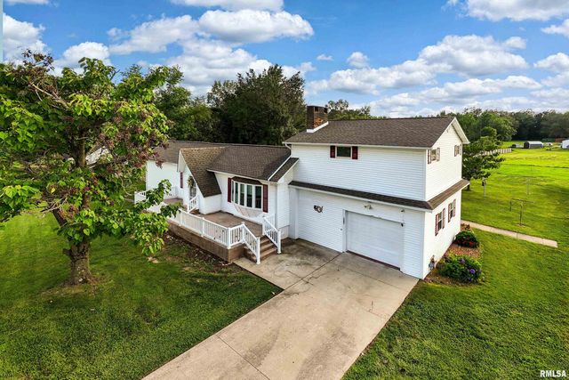 2305 WEAVER Road, Herrin, IL 62948