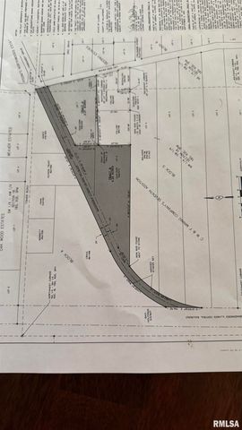 2305 WEAVER Road, Herrin, IL 62948