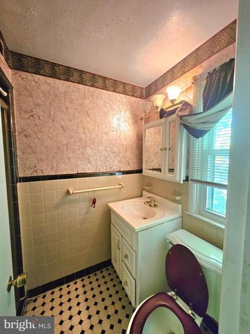 148 CHURCH RD, Elkins Park, PA 19027