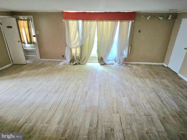 148 CHURCH RD, Elkins Park, PA 19027