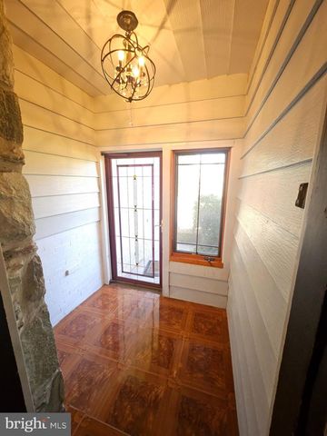 148 CHURCH RD, Elkins Park, PA 19027
