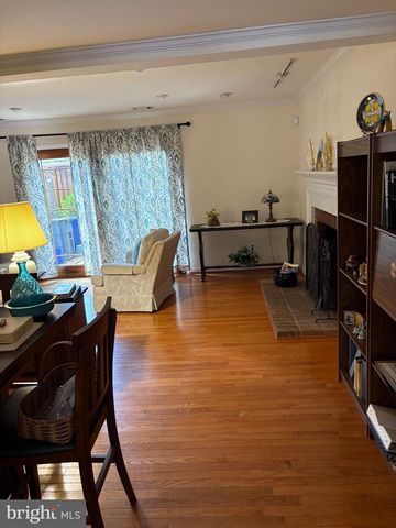 6602 DEER GAP CT, Alexandria, VA 22310