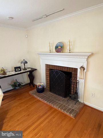 6602 DEER GAP CT, Alexandria, VA 22310