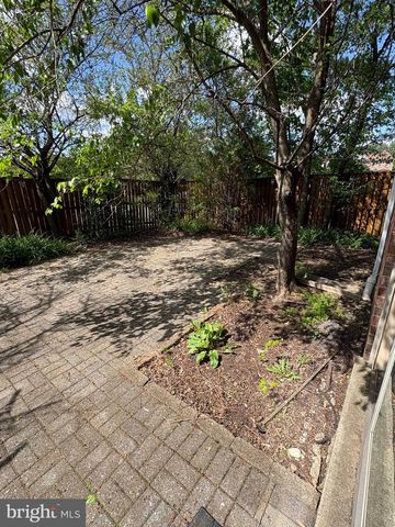 6602 DEER GAP CT, Alexandria, VA 22310