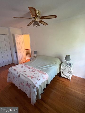 6602 DEER GAP CT, Alexandria, VA 22310