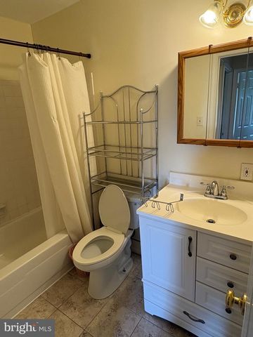 6602 DEER GAP CT, Alexandria, VA 22310