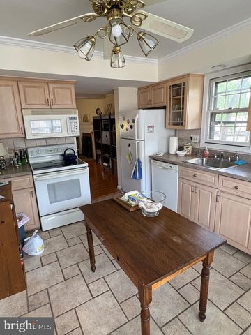 6602 DEER GAP CT, Alexandria, VA 22310