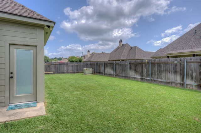 9981 Loveland Court, Shreveport, LA 71106