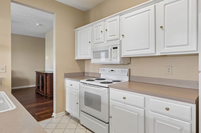 602 Churchill Xing, Madison, TN 37115