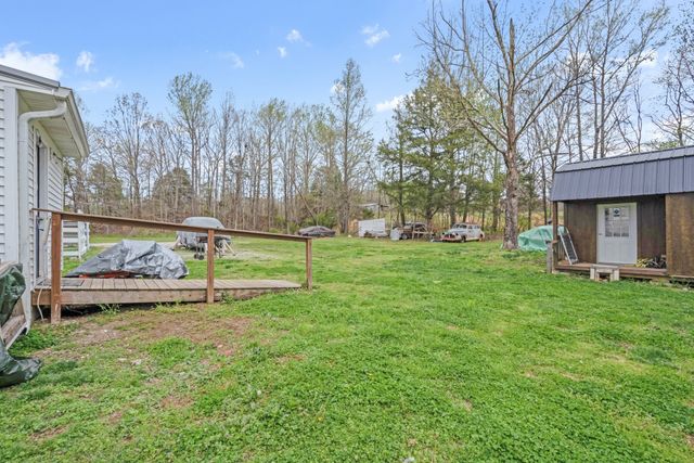 2946 Forks River Rd, Waverly, TN 37185