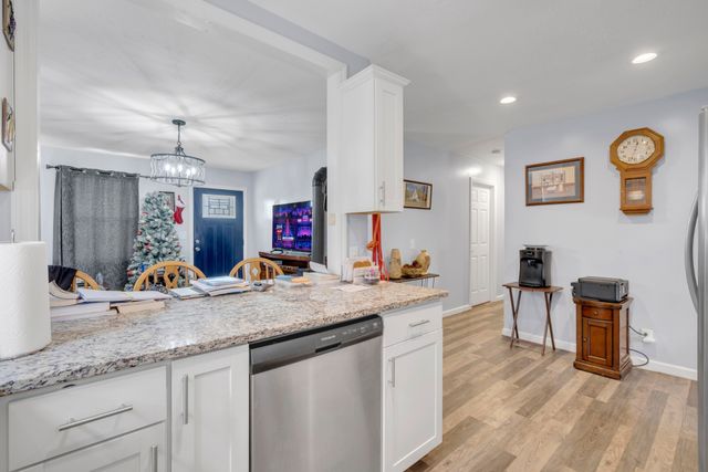 2946 Forks River Rd, Waverly, TN 37185