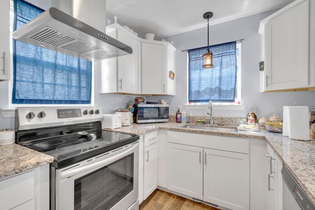 2946 Forks River Rd, Waverly, TN 37185