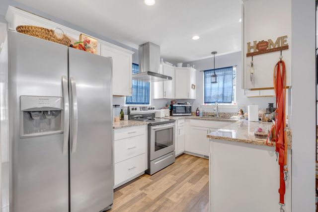 2946 Forks River Rd, Waverly, TN 37185