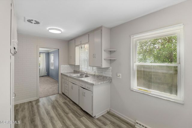 1536 Reswick Drive, Oregon, OH 43616