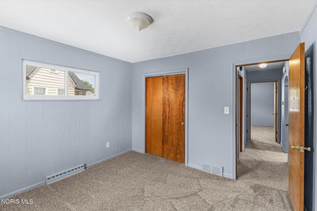 1536 Reswick Drive, Oregon, OH 43616