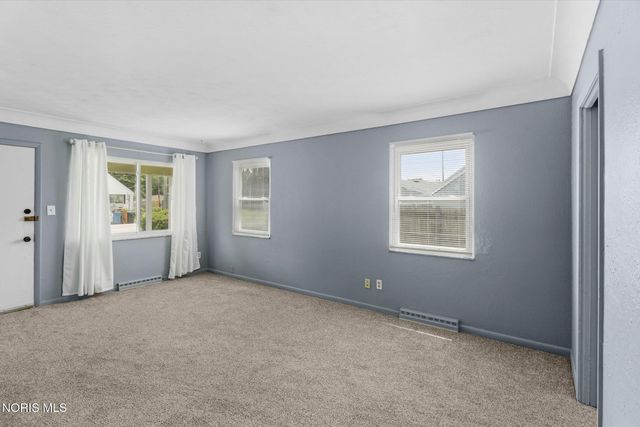 1536 Reswick Drive, Oregon, OH 43616