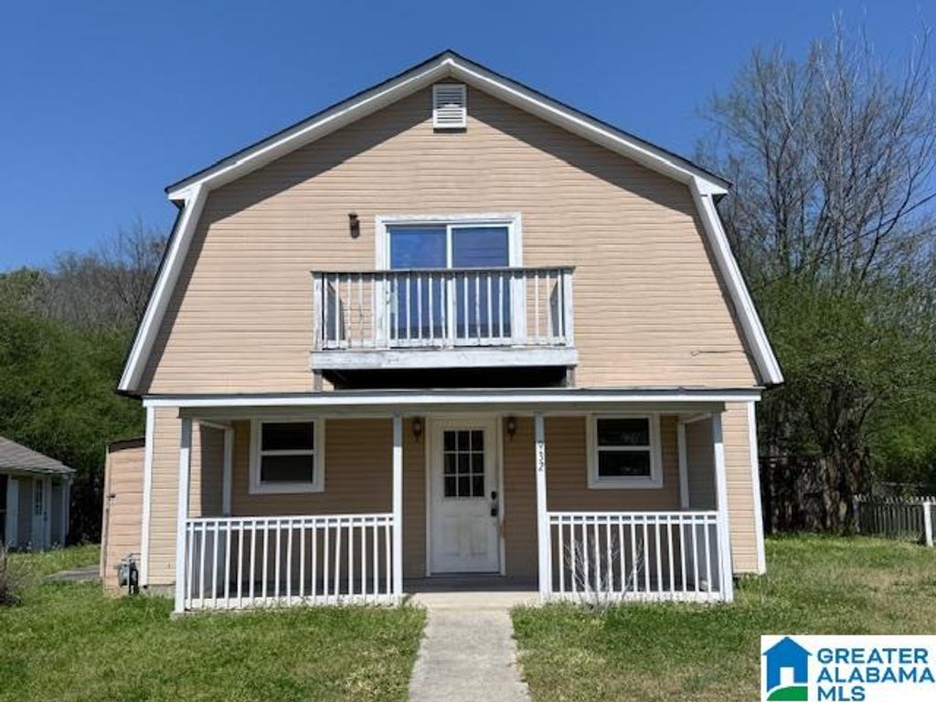 932 9TH STREET, Pleasant Grove, AL 35127