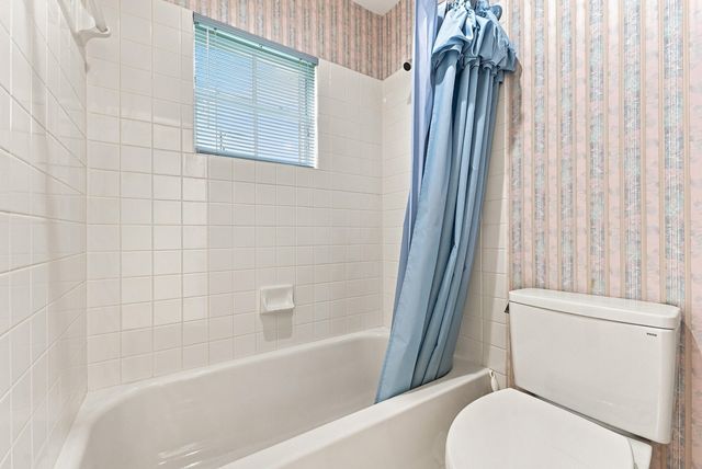143 Cameron Court, Weston, FL 33326