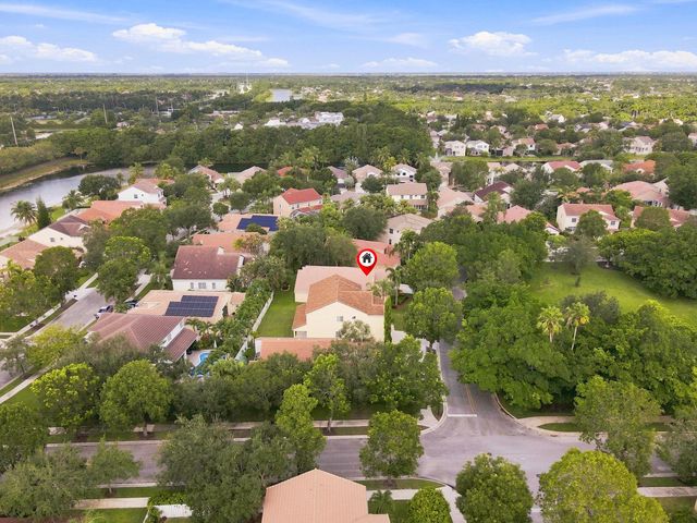143 Cameron Court, Weston, FL 33326