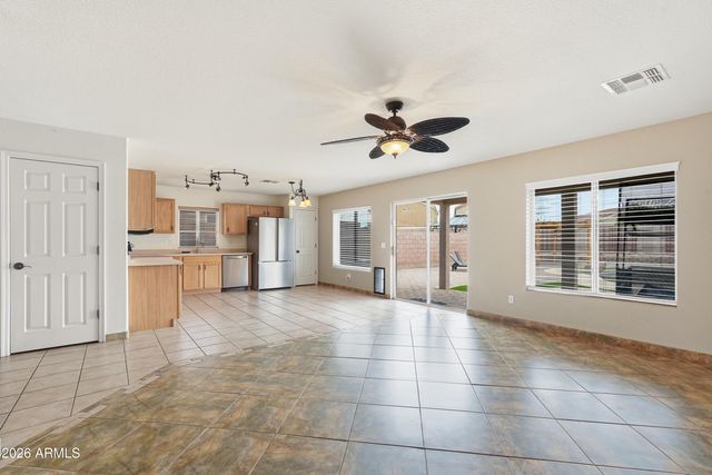 11319 W Madisen Ellise Drive, Surprise, AZ 85378